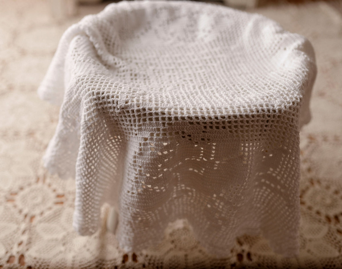 White Bow Halo Round Layer Collection