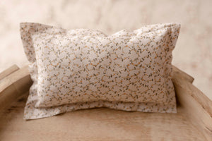 Clementine Pillow