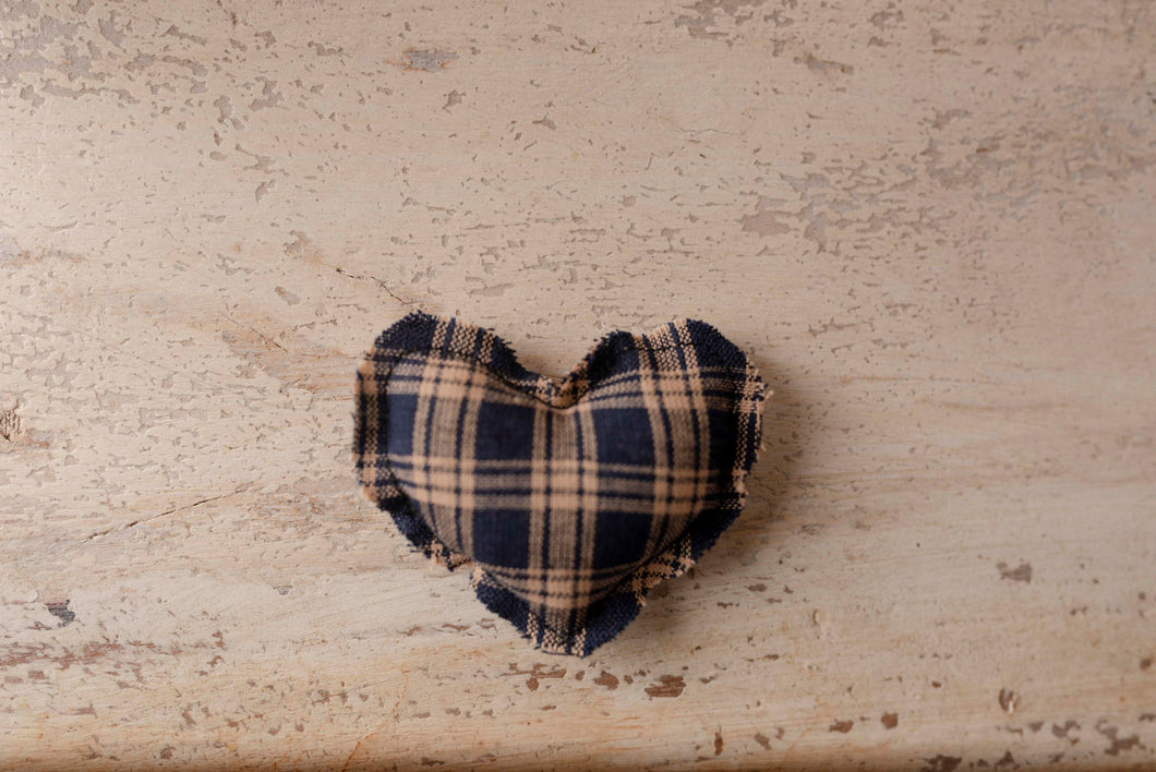 Plaid Micro Heart