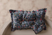 Load image into Gallery viewer, Sweet Blossom Pillow + Micro Heart

