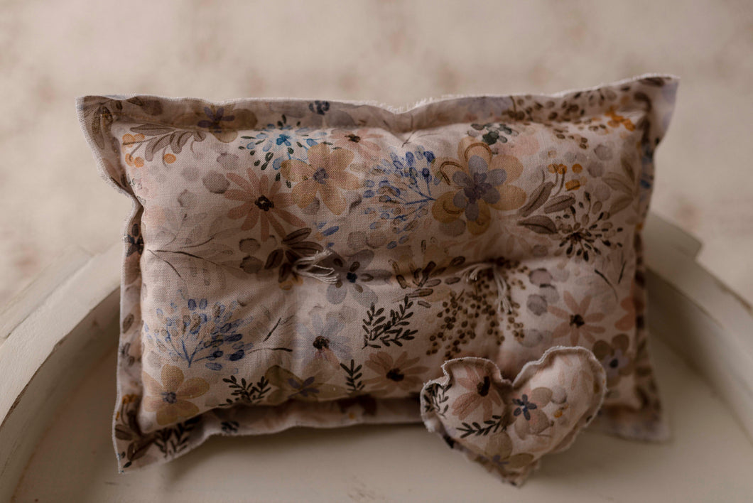 Blooming Floral Pillow + Micro Heart