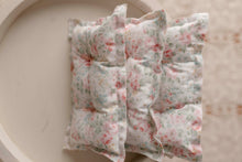 Load image into Gallery viewer, Pastel Floral Pillow + Micro Heart
