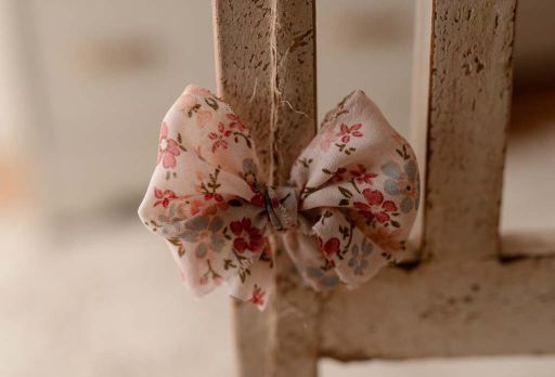 Wild Rose bow on a non-slip clip by Olive & Lace