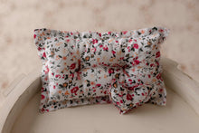 Load image into Gallery viewer, Raspberry Floral  Pillow + Micro Heart
