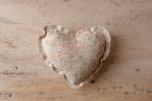 Pale Rosebud Mini Heart